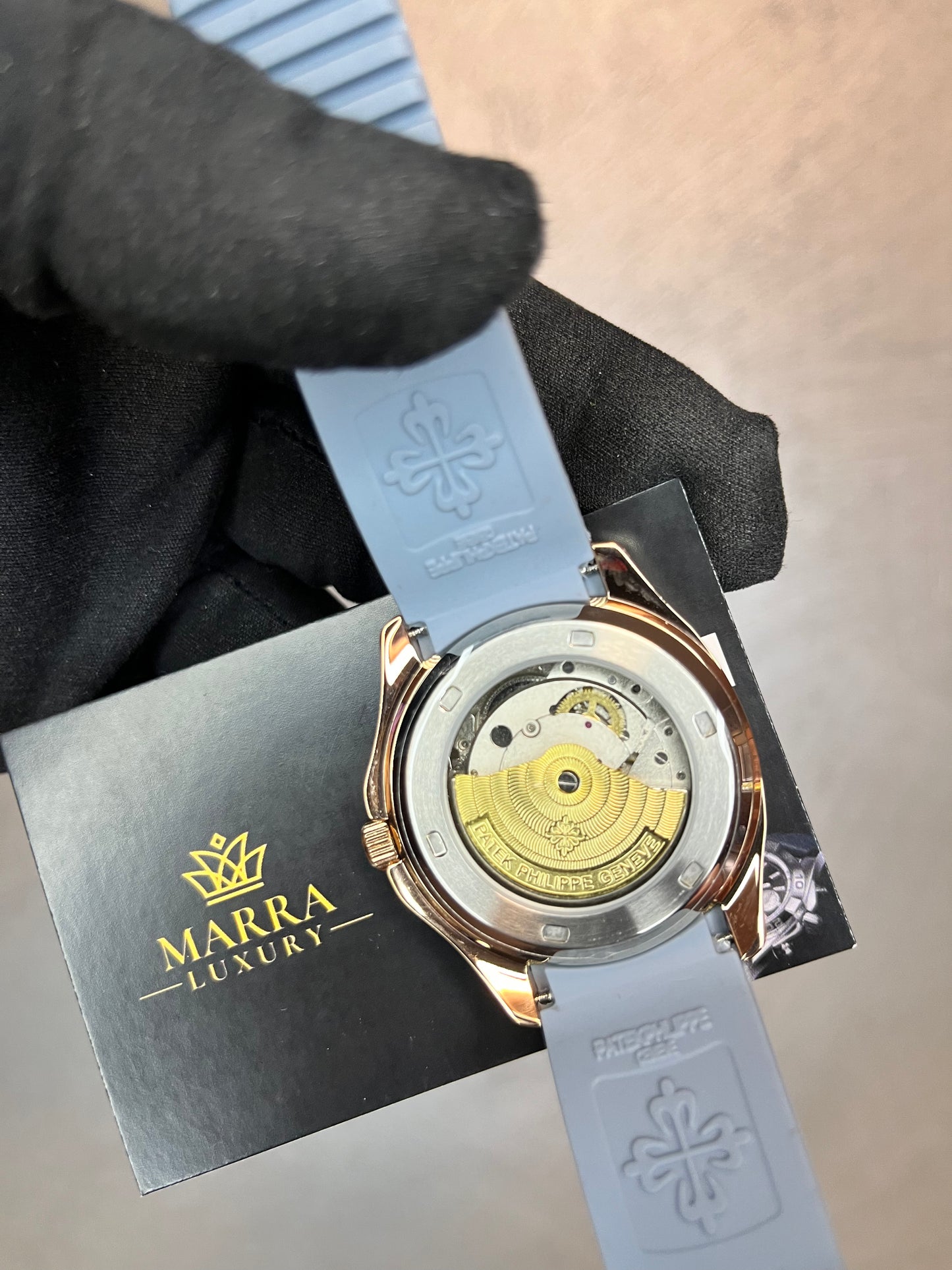 PATEK PHILIPPE AQUANAT CRONO CON FASE LUNARE QUADRANTE E CINTURINO AZZURRO
