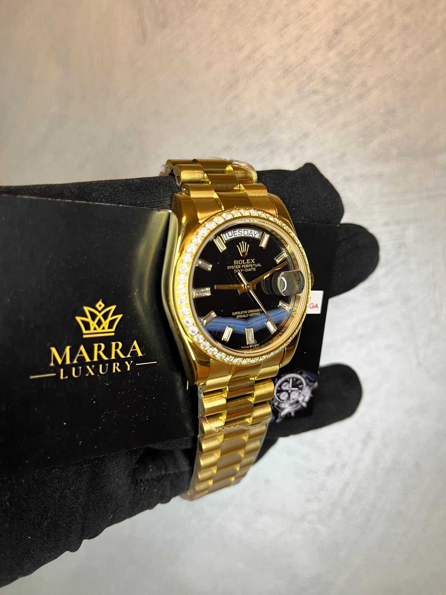 ROLEX DAYDATE PRESIDENT ORO GIALLO QUADRANTE NAVY CON SFUMATURE
