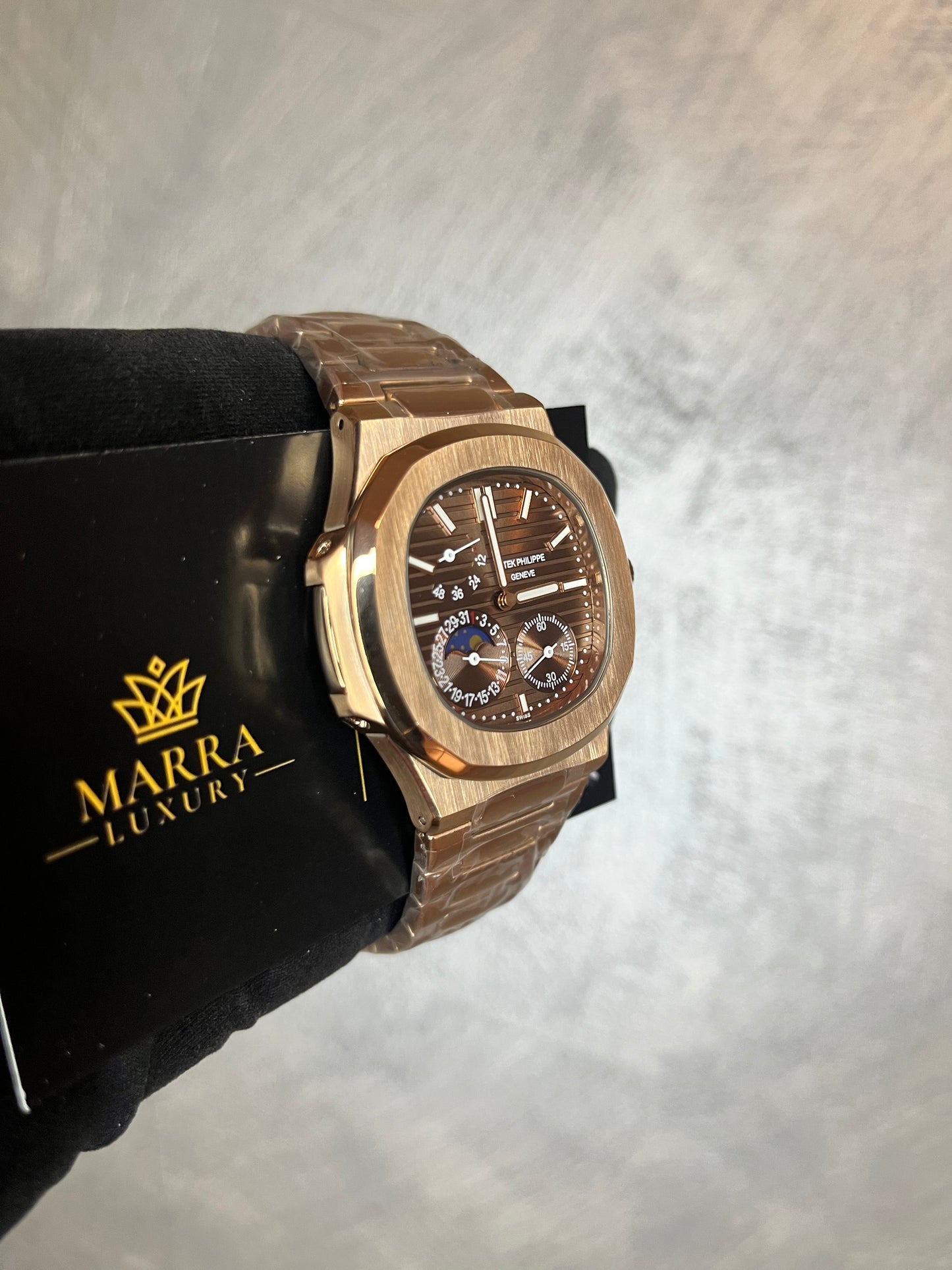 PATEK PHILIPPE NAUTILUS MOONPHASE ORO QUADRANTE CHOCOLAT