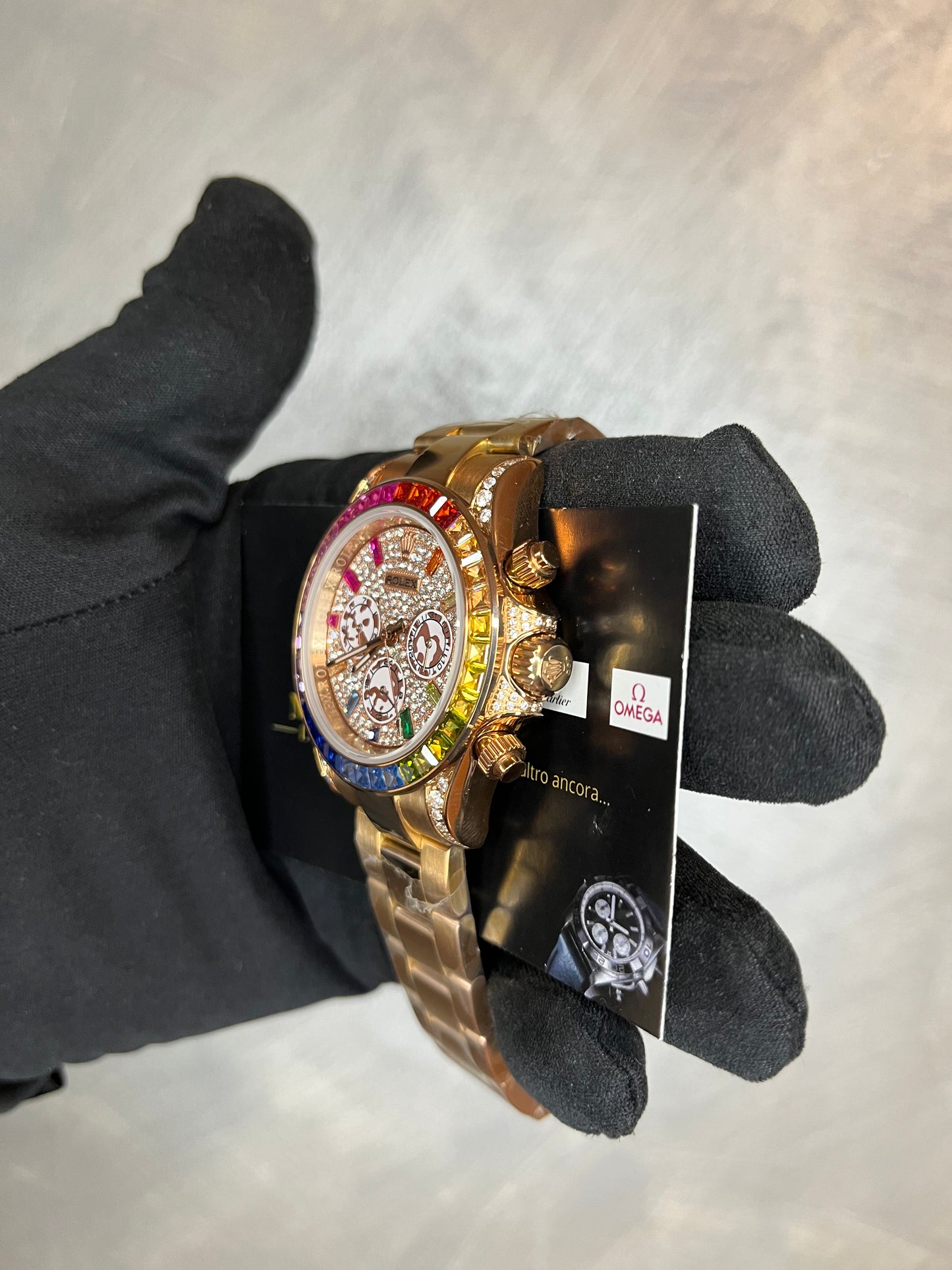 ROLEX DAYTONA RAINBOW ORO ROSA QUADRANTE PAVÉ DI BRILLANTINI