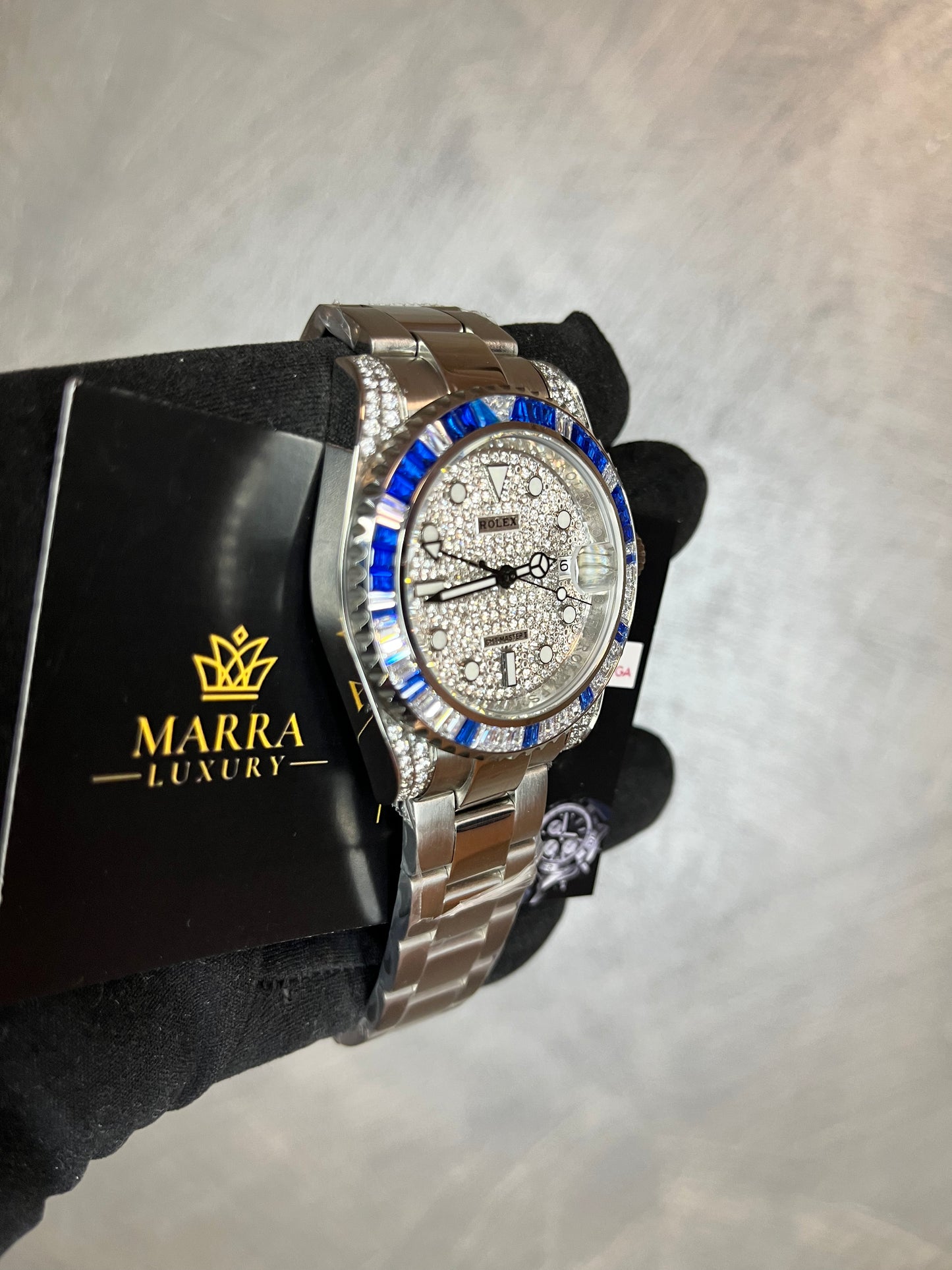 ROLEX GMT MASTER QUADRANTE PAVÉ DI BRILLANTINI GHIERA CON BRILLANTINI BIANCHI E BLU