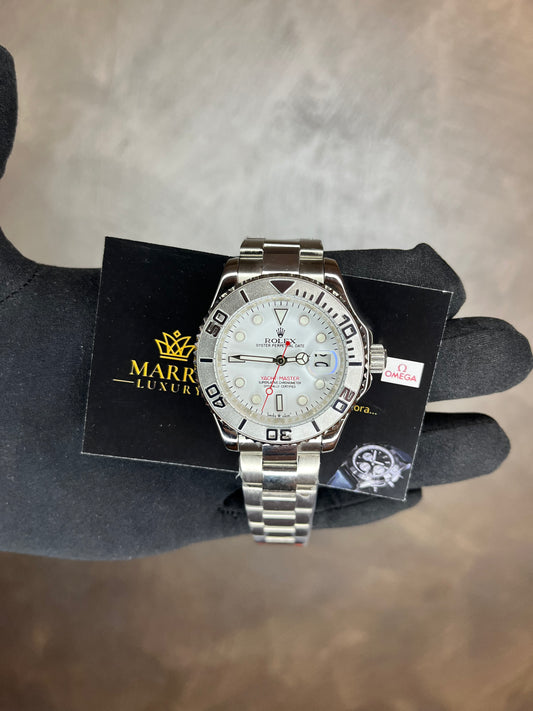 ROLEX YACHTMASTER QUADRANTE BIANCO CON DETTAGLI IN ROSSO
