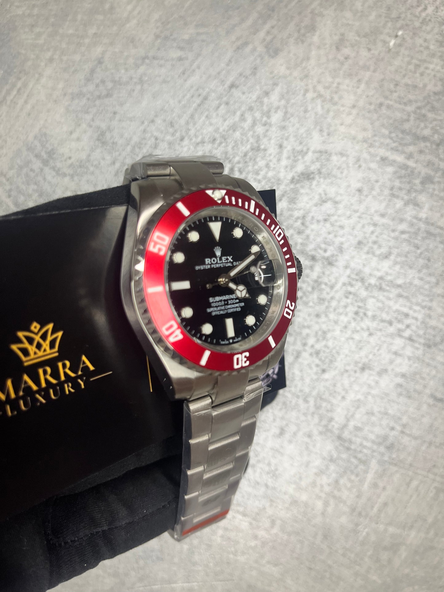 ROLEX SUBMARINER GHIERA ROSSA CON QUADRANTE NERO