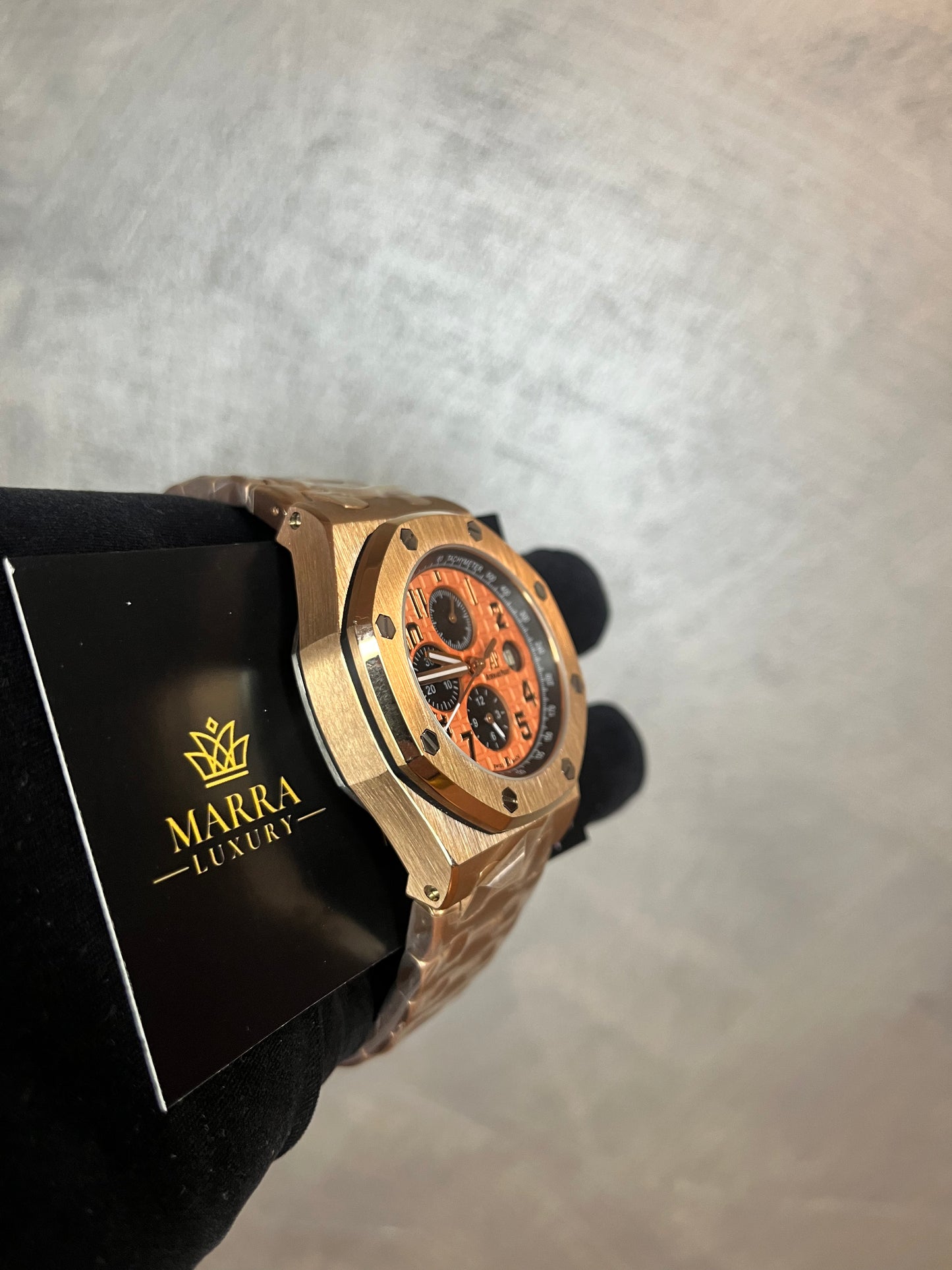 AUDEMARS PIGUET ROYAL OAK OFFSHORE CHRONO CASSA E BRACCIALE ORO QUADRANTE ARANCIONE