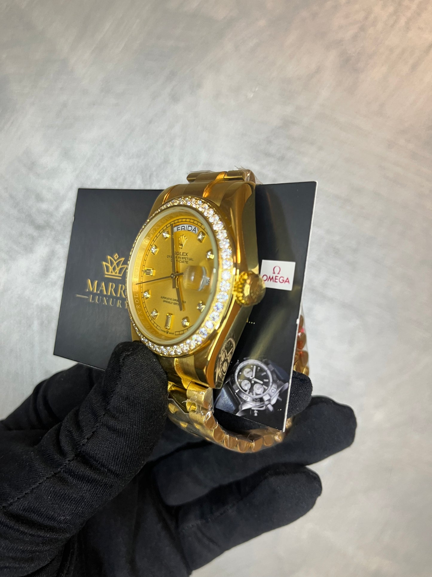 ROLEX DAYDATE ORO GIALLO QUADRANTE E GHIERA CON BRILLANTI
