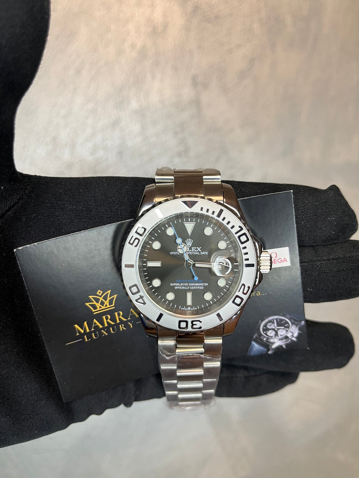 ROLEX YACHTMASTER QUADRANTE GRIGIO CON DETTAGLI BLU