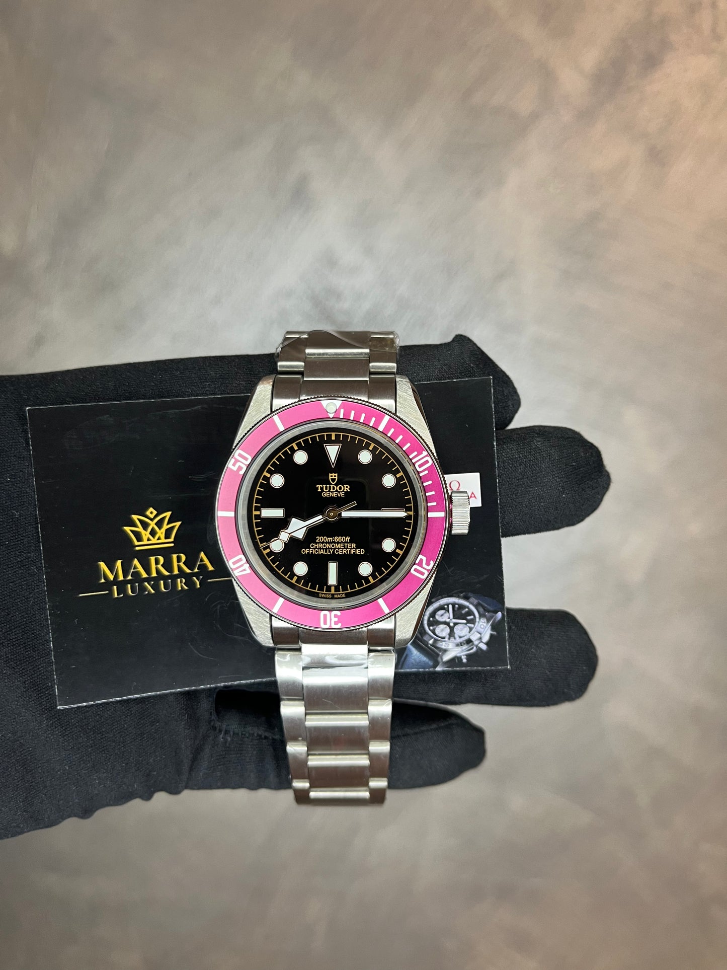 TUDOR BLACKBAY QUADRANTE NERO GHIERA ROSSA
