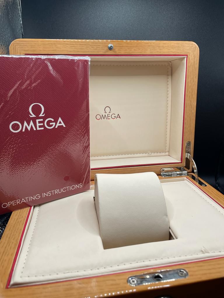 Box Omega