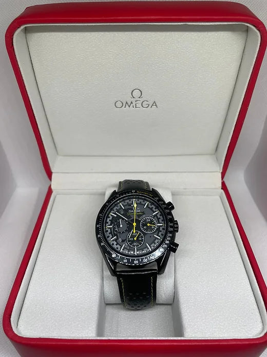 Omega Speedmaster "Dark side of the moon"