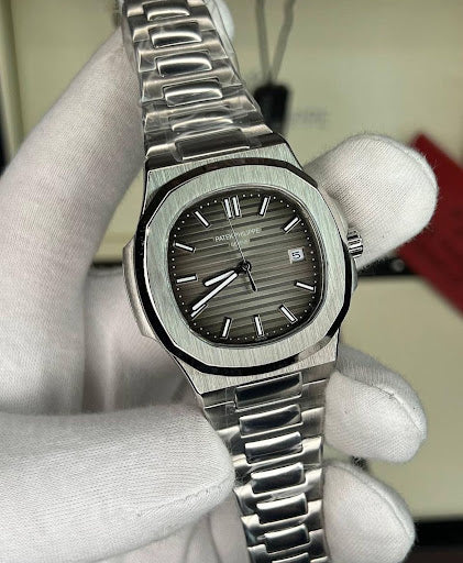 Patek Philippe Nautilus Acciaio Quadrante Nero